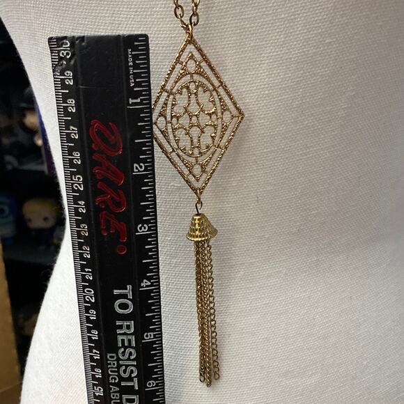 Vintage Gold Tone Pendant Tassel Necklace 22" Double Clasp Costume Jewelry Chain - Picture 7 of 8